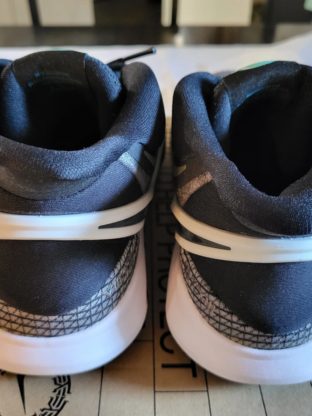 *NEW* Nike Kyrie 8 GO (GS) Black/White Light Manta Size 7Y Women's 8.5 with Box